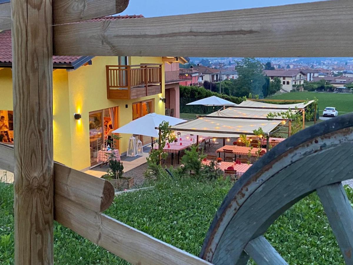 Agriturismo La Soglia Del Parco Ranica Экстерьер фото